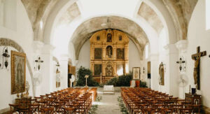 decoration-for-a-church-wedding