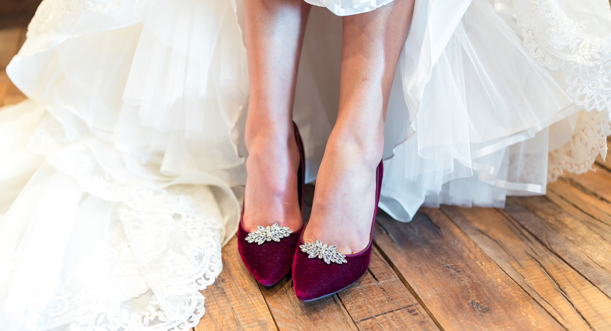how-to-choose-the-perfect-bridesmaid-shoes-for-comfort-style