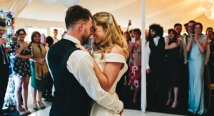 how-to-choose-the-perfect-song-for-the-first-dance