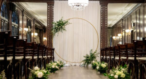 how-to-use-beautiful-wedding-decorations-to-create-an-aisle-to-remember