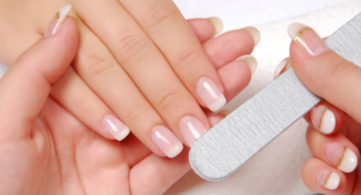 wedding-manicure-do-it-yourself